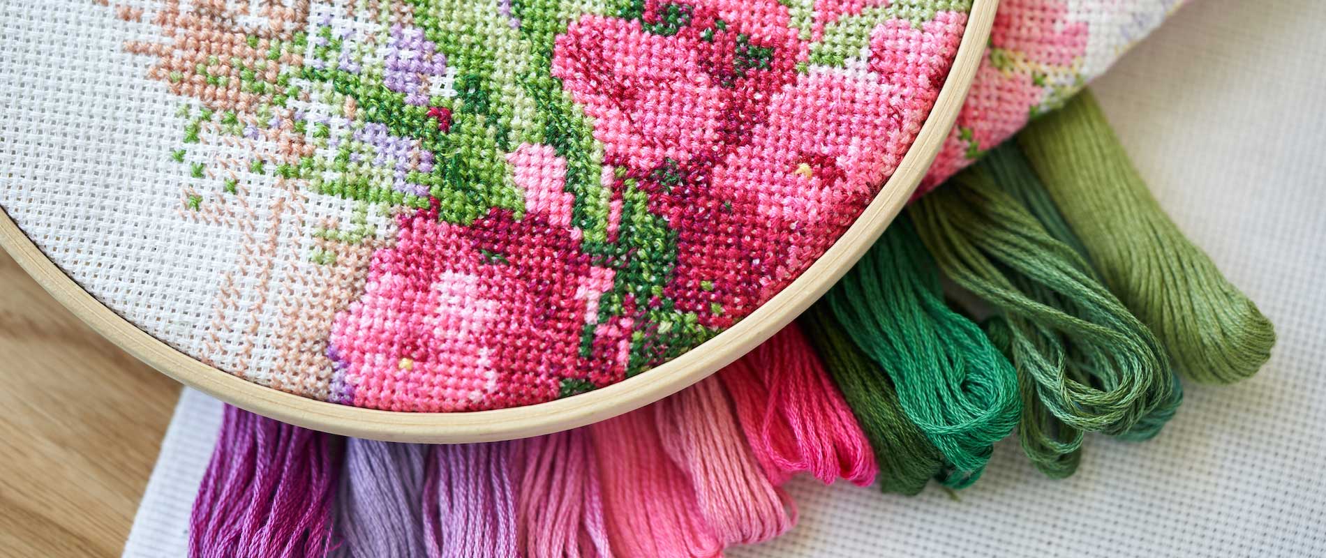 Xstitchpix header slide 1